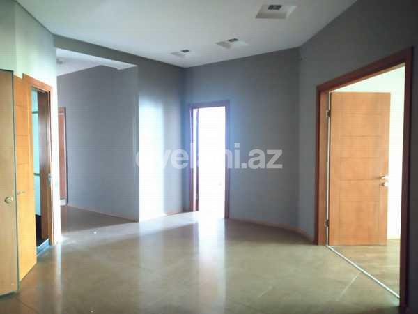 Rent, office, 5 room, 245 m², Baku, Sabail r.