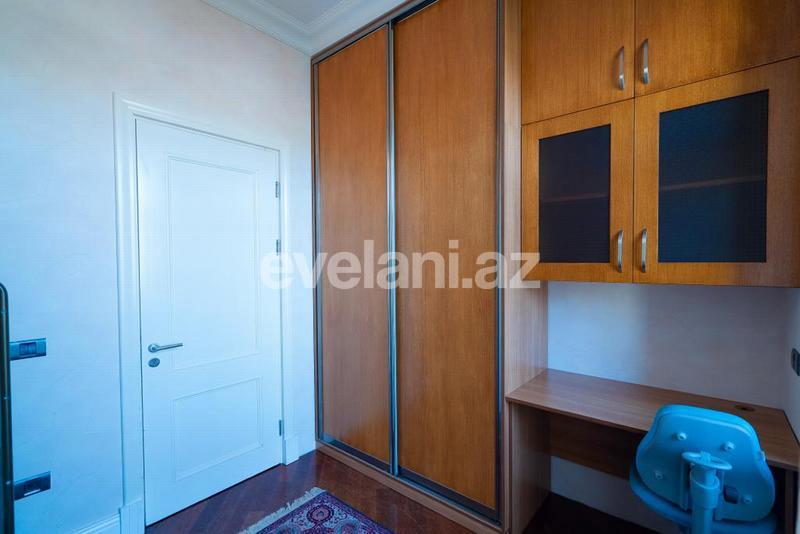 Сдаётся, вторичка, 3-комнаты, 83 m², Баку, Сабаильский r.