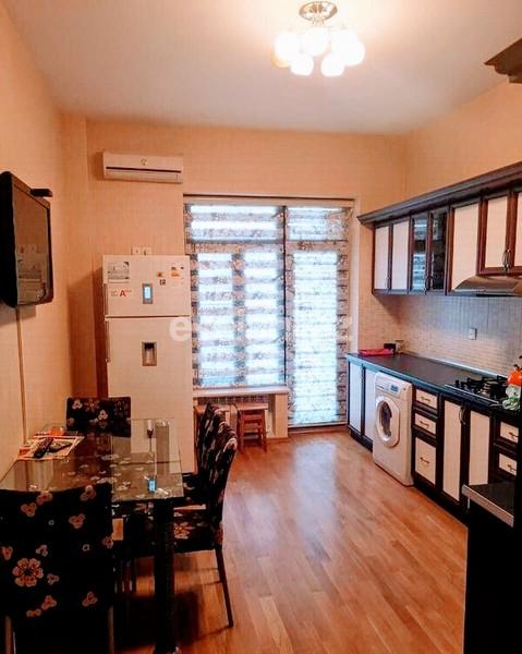 Kirayə verilir, yeni tikili, 2 otaqlı, 100 m², Bakı, Xətai r.