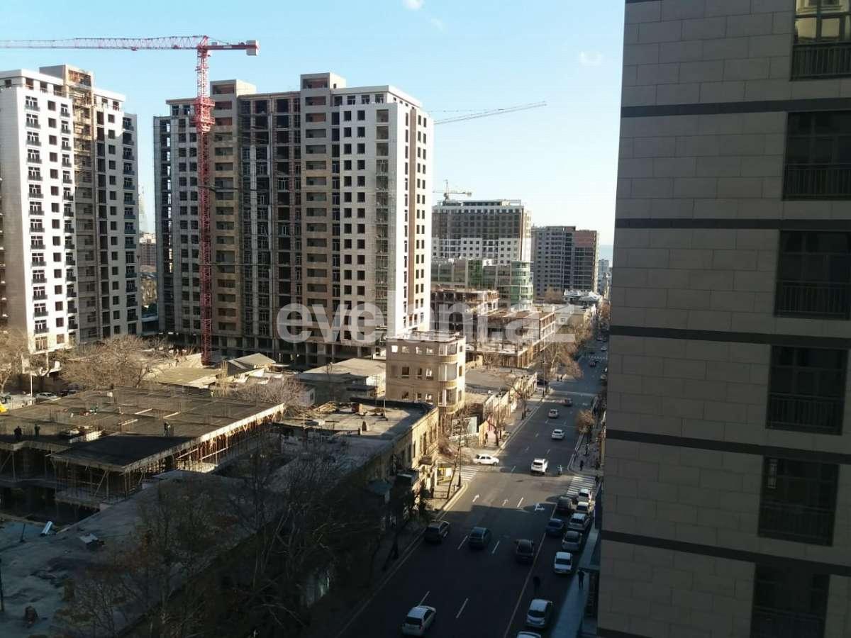 Satılır, yeni tikili, 4 otaqlı, 206 m², Bakı, Nəsimi r.