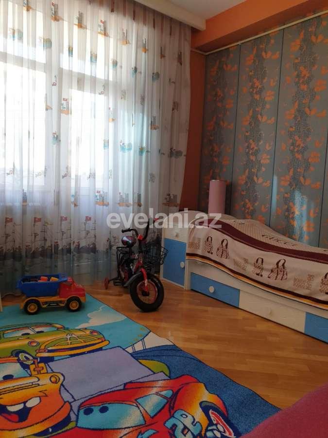 Satılır, yeni tikili, 3 otaqlı, 90 m², Bakı, Binəqədi r, 8-ci mikrorayon q.