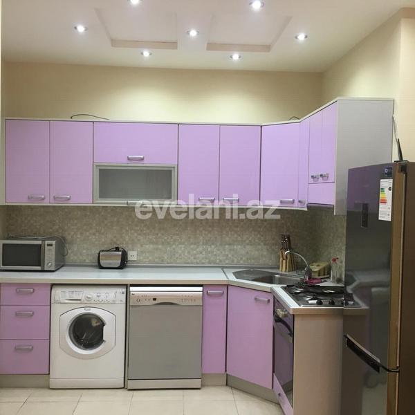 Kirayə verilir, yeni tikili, 2 otaqlı, 70 m²