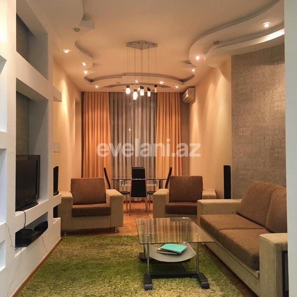 Kirayə verilir, yeni tikili, 2 otaqlı, 70 m²