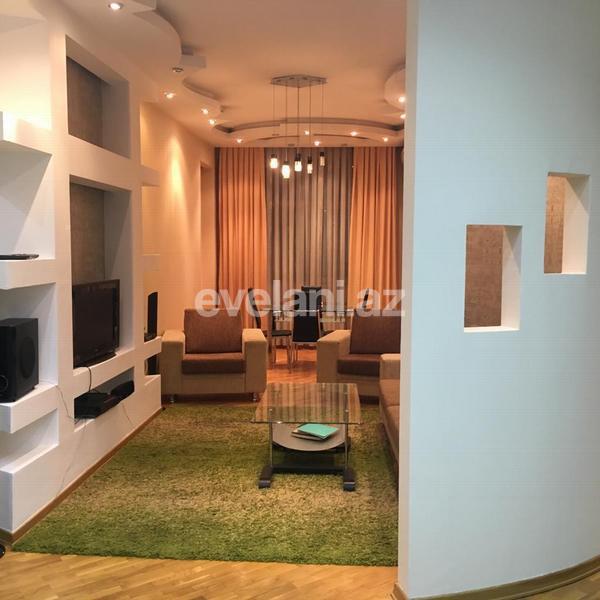 Kirayə verilir, yeni tikili, 2 otaqlı, 70 m²
