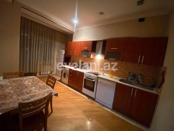 Kirayə verilir, yeni tikili, 2 otaqlı, 80 m², Bakı, Nəsimi r.