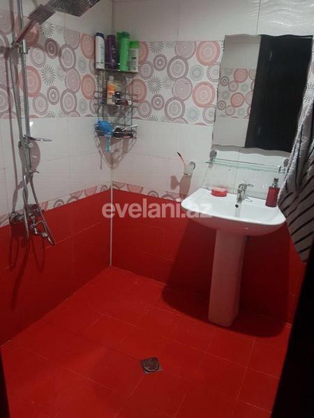 Satılır, köhnə tikili, 4 otaqlı, 100 m², Bakı, Xətai r.