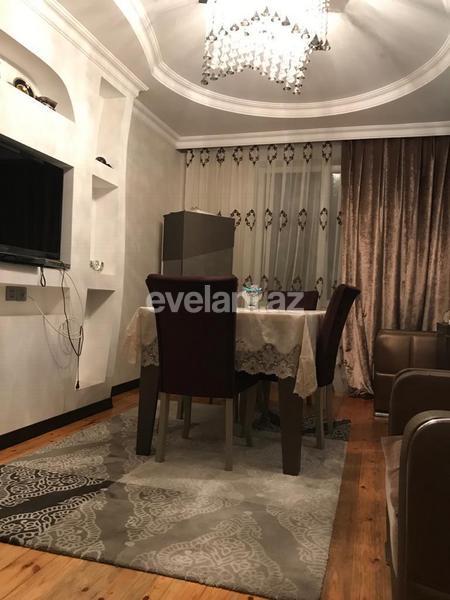 Satılır, köhnə tikili, 4 otaqlı, 100 m², Bakı, Xətai r.