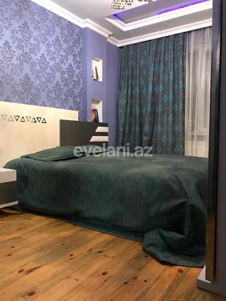 Satılır, köhnə tikili, 4 otaqlı, 100 m², Bakı, Xətai r.