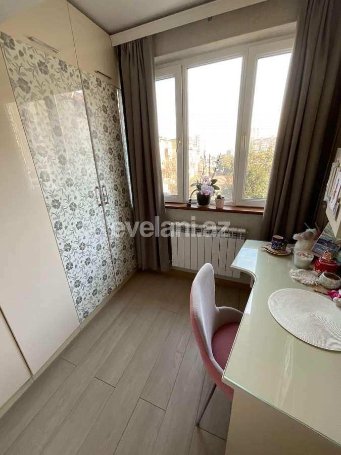 Sale, old building, 3 room, 60 m², Baku, Yasamal r.