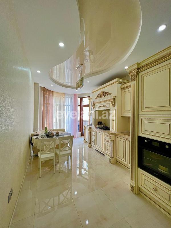 Satılır, yeni tikili, 4 otaqlı, 192 m², Bakı, Xətai r.