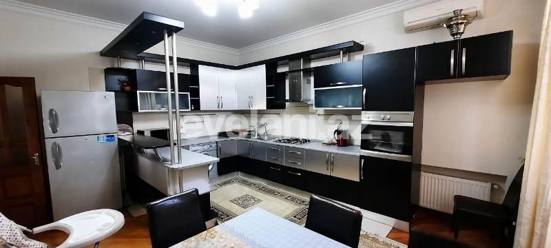 Satılır, həyət evi / bağ, 7 otaqlı, 300 m², Bakı, Xəzər r.