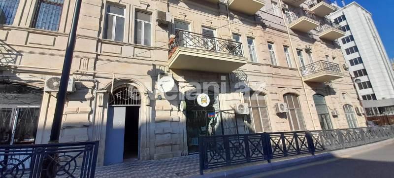 Satılır, köhnə tikili, 5 otaqlı, 100 m², Bakı, Yasamal r.