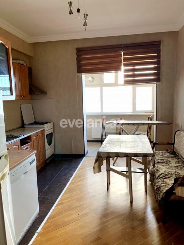 Satılır, yeni tikili, 2 otaqlı, 84 m², Bakı, Yasamal r.