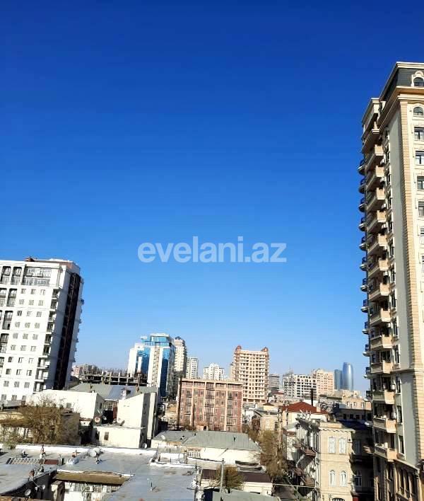 Sale, old building, 2 room, 65 m², Baku, Sabail r.