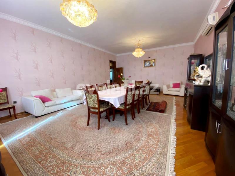 Satılır, həyət evi / bağ, 7 otaqlı, 700 m², Bakı, Abşeron r.