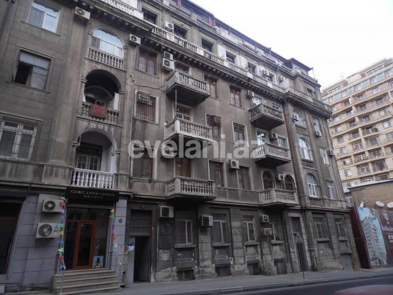 Kirayə verilir, köhnə tikili, 3 otaqlı, 90 m², Səbail r.