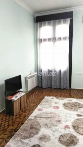 Kirayə verilir, köhnə tikili, 3 otaqlı, 90 m², Səbail r.