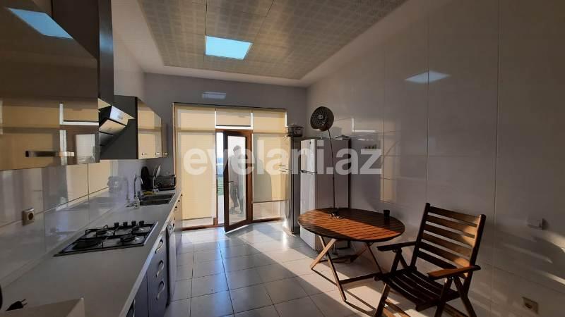 Satılır, həyət evi / bağ, 10 otaqlı, 550 m², Bakı, Sabunçu r.