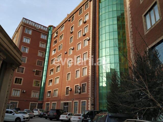 Satılır, yeni tikili, 4 otaqlı, 200 m², Bakı, Nərimanov r, Gənclik m.