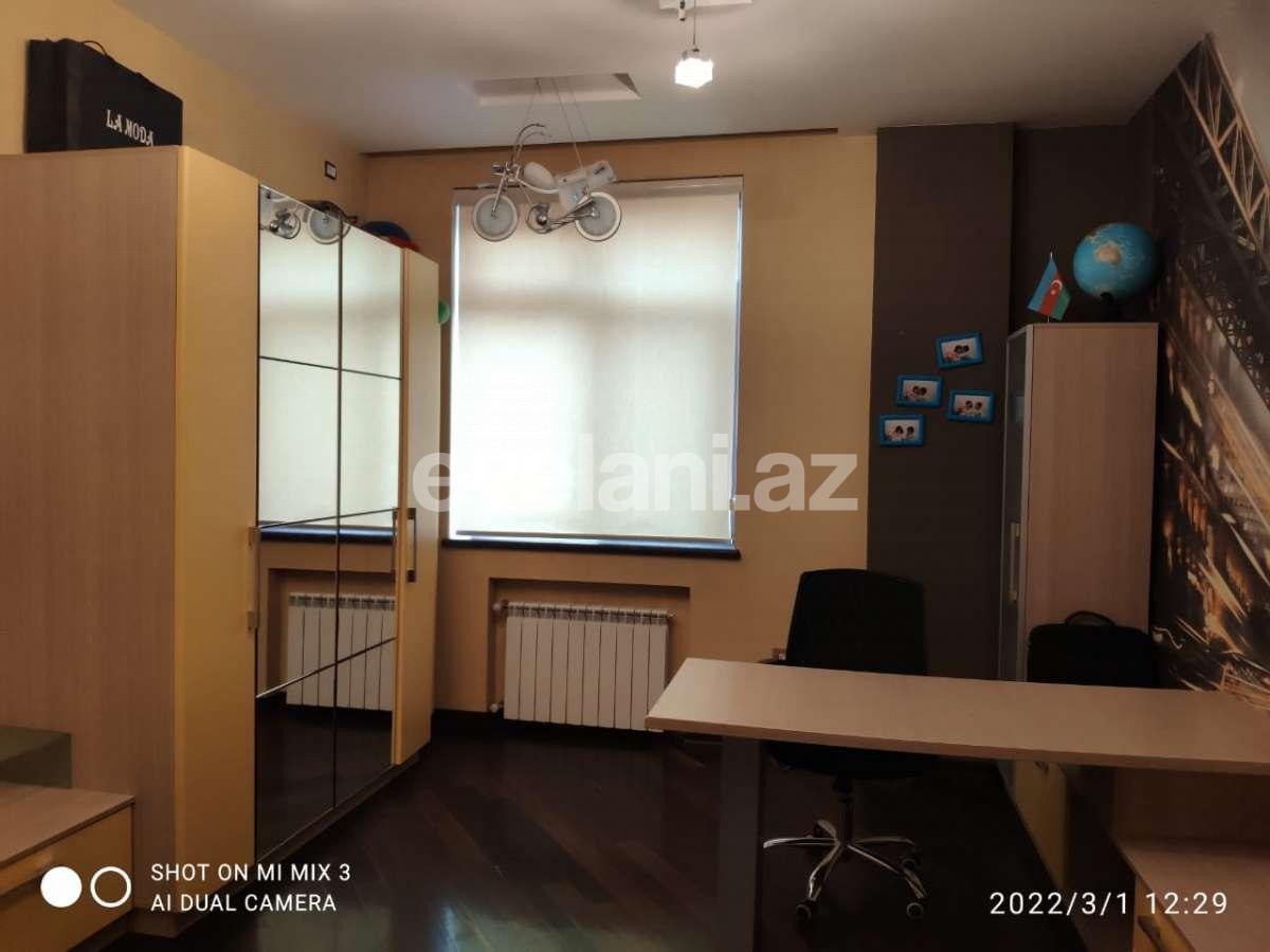 Satılır, yeni tikili, 4 otaqlı, 200 m², Bakı, Nərimanov r, Gənclik m.