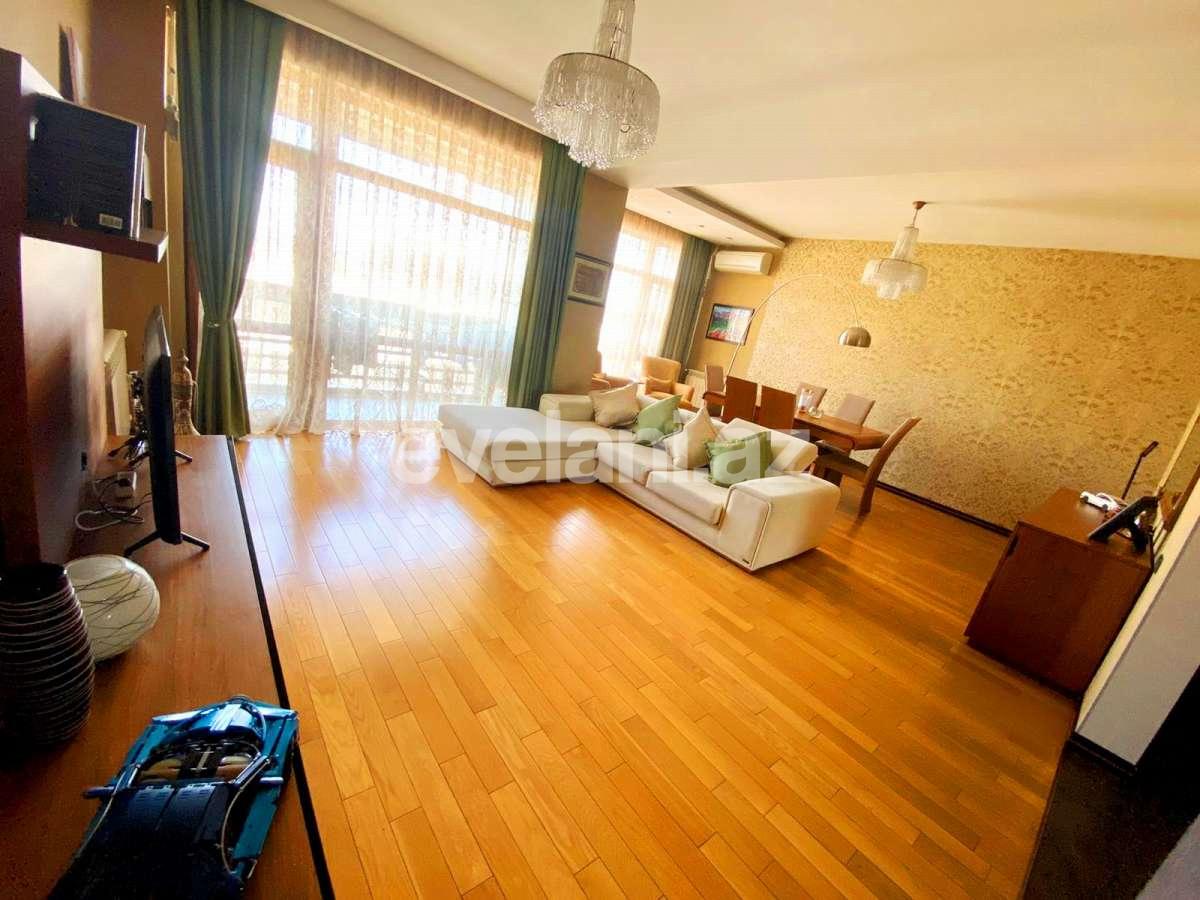 Satılır, yeni tikili, 4 otaqlı, 320 m², 28 may m.