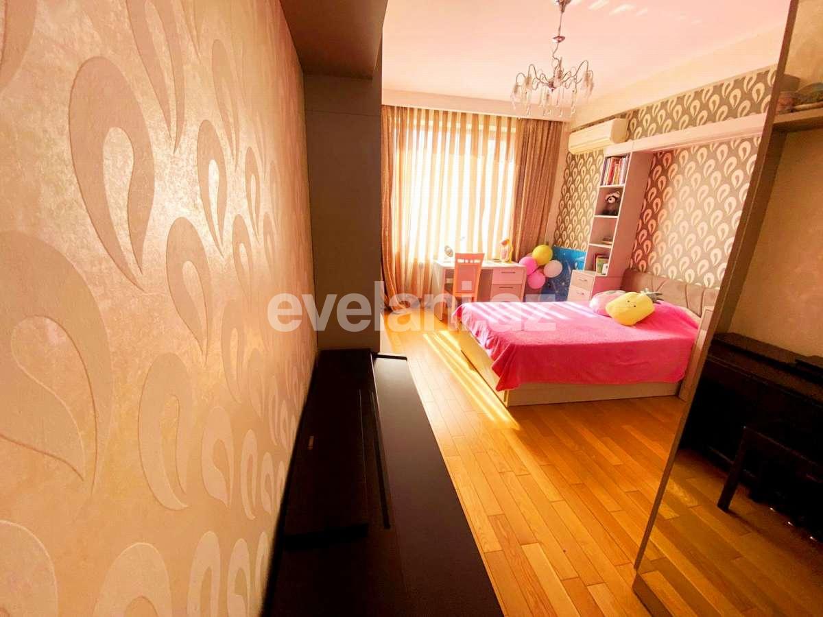 Satılır, yeni tikili, 4 otaqlı, 320 m², 28 may m.