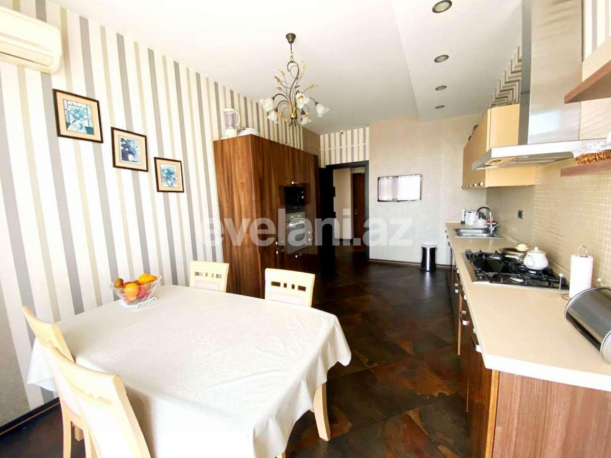 Satılır, yeni tikili, 4 otaqlı, 320 m², 28 may m.