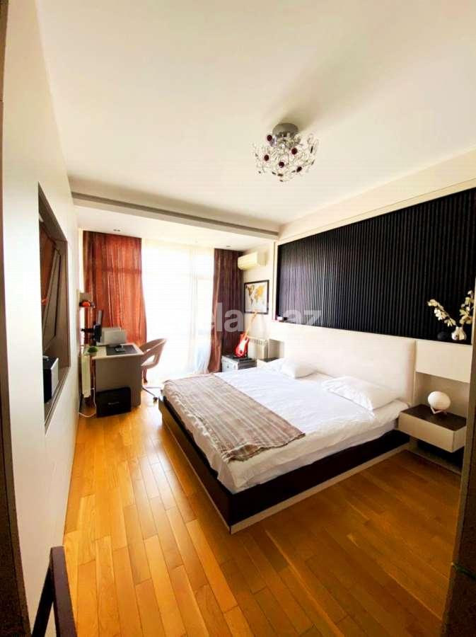 Satılır, yeni tikili, 4 otaqlı, 320 m², 28 may m.