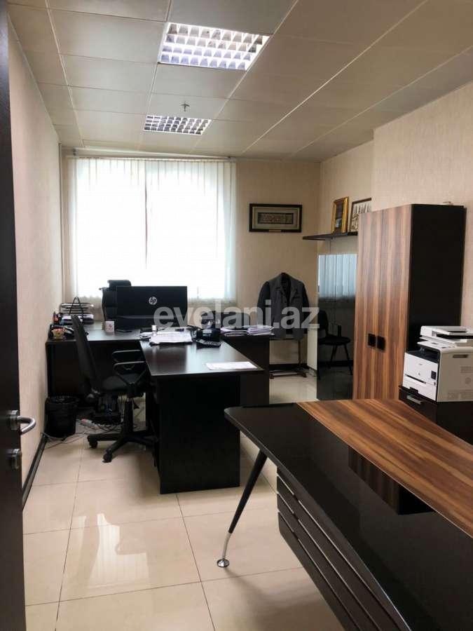 Kirayə verilir, ofis, 5 otaqlı, 200 m², Səbail r.