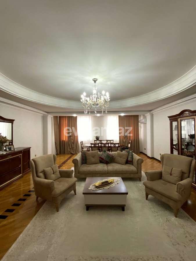 Satılır, yeni tikili, 4 otaqlı, 235 m², Gənclik m.