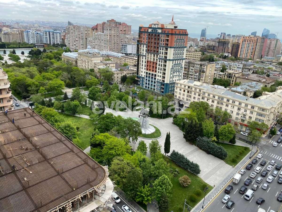 Satılır, yeni tikili, 4 otaqlı, 235 m², Gənclik m.