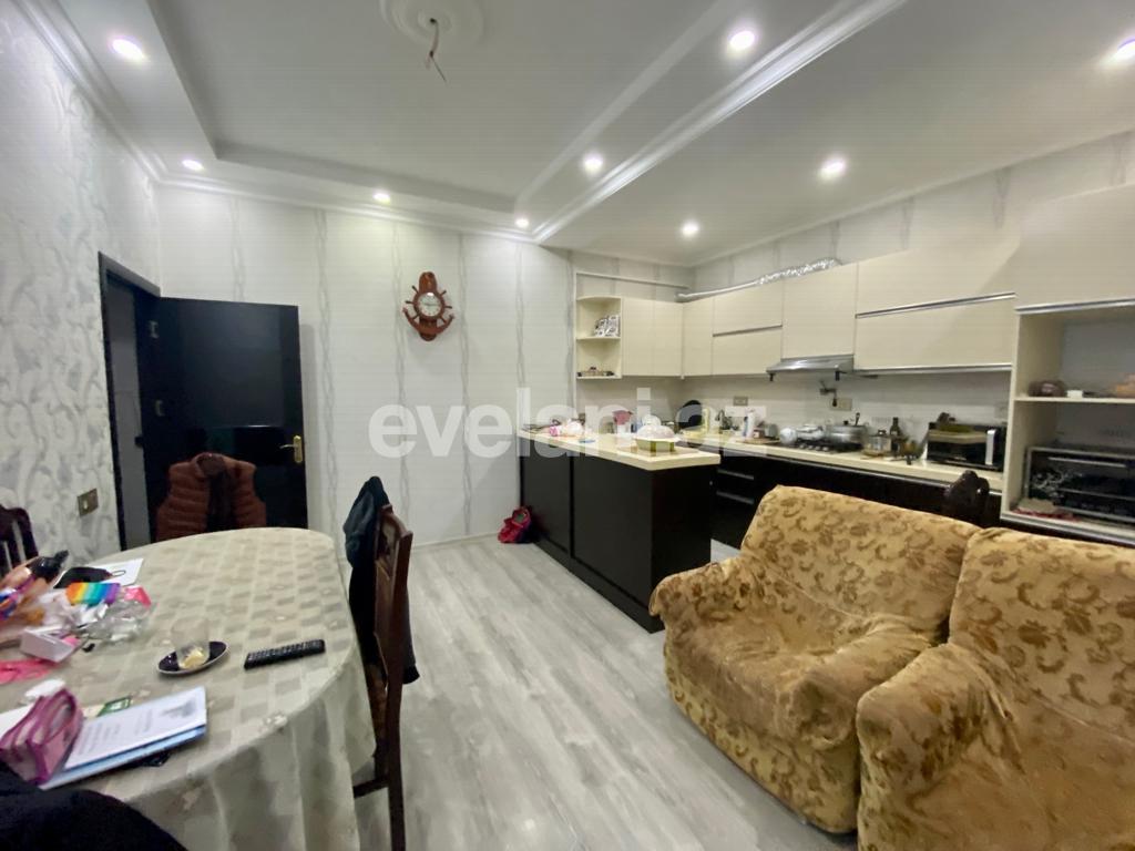 Satılır, yeni tikili, 2 otaqlı, 72 m², Xətai r.