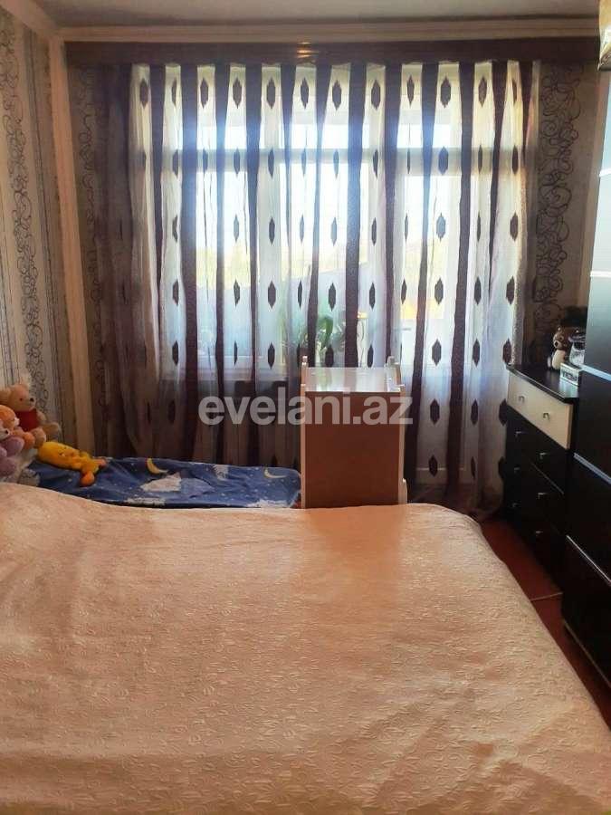 Satılır, köhnə tikili, 4 otaqlı, 100 m², Bakıxanov q.