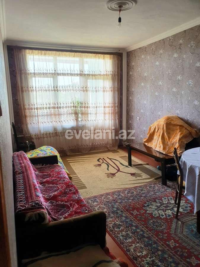Satılır, köhnə tikili, 4 otaqlı, 100 m², Bakıxanov q.