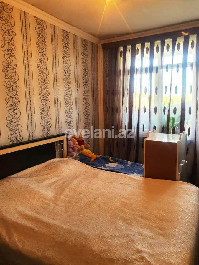 Satılır, köhnə tikili, 4 otaqlı, 100 m², Bakıxanov q.