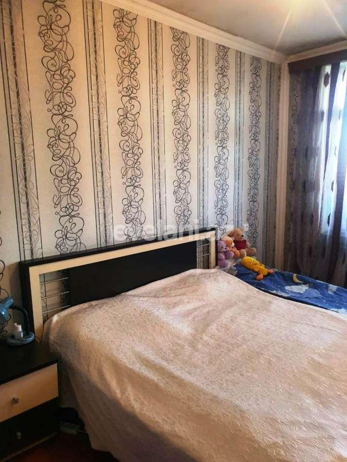 Satılır, köhnə tikili, 4 otaqlı, 100 m², Bakıxanov q.