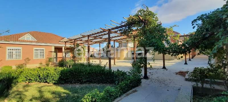 Satılır, həyət evi / bağ, 6 otaqlı, 350 m², Bakı, Abşeron r.