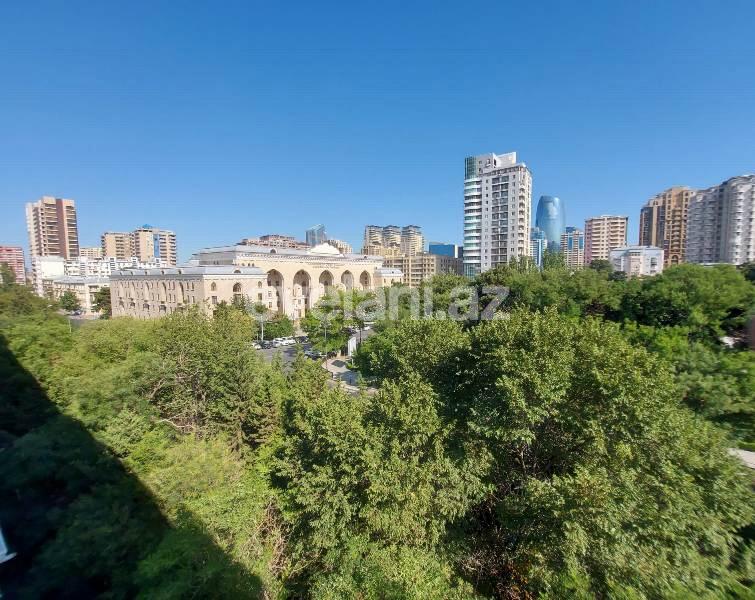 Satılır, köhnə tikili, 2 otaqlı, 60 m², Bakı, Nəsimi r.