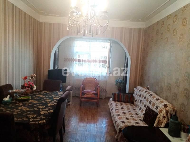 Satılır, köhnə tikili, 3 otaqlı, 80 m², Bakı, Yasamal r, Yeni Yasamal q.