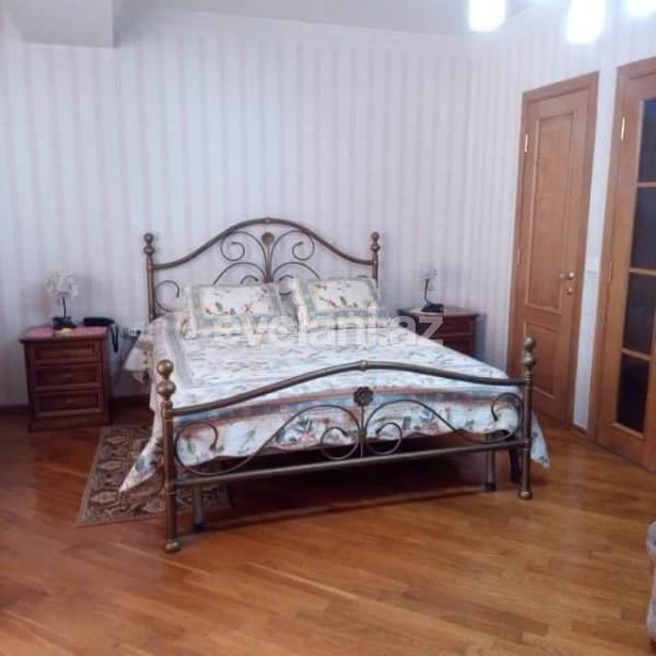 Kirayə verilir, yeni tikili, 4 otaqlı, 160 m², Bakı, Yasamal r, Elmlər Akademiyası m.