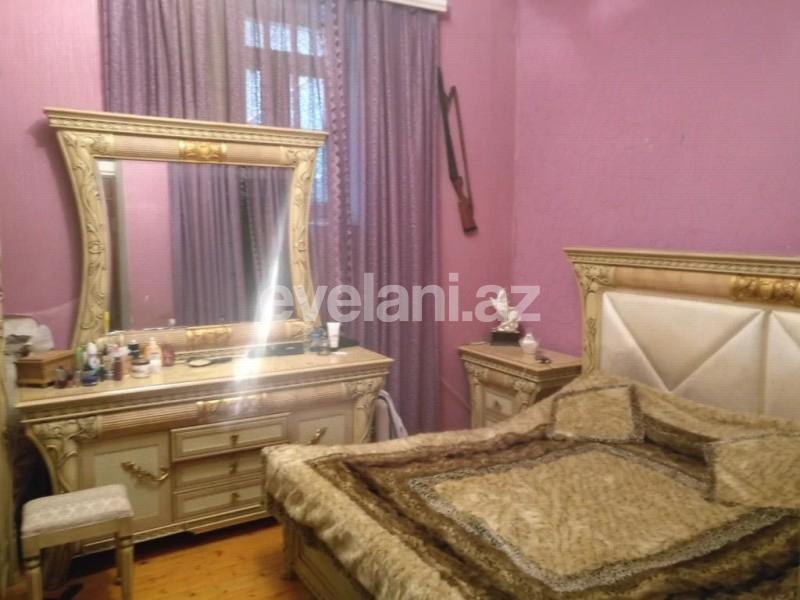 Satılır, köhnə tikili, 4 otaqlı, 100 m², Bakı, Səbail r, İçəri Şəhər m.