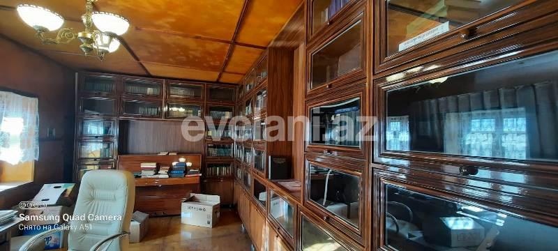 Satılır, həyət evi / bağ, 250 otaqlı, 250 m², Bakı, Xəzər r.