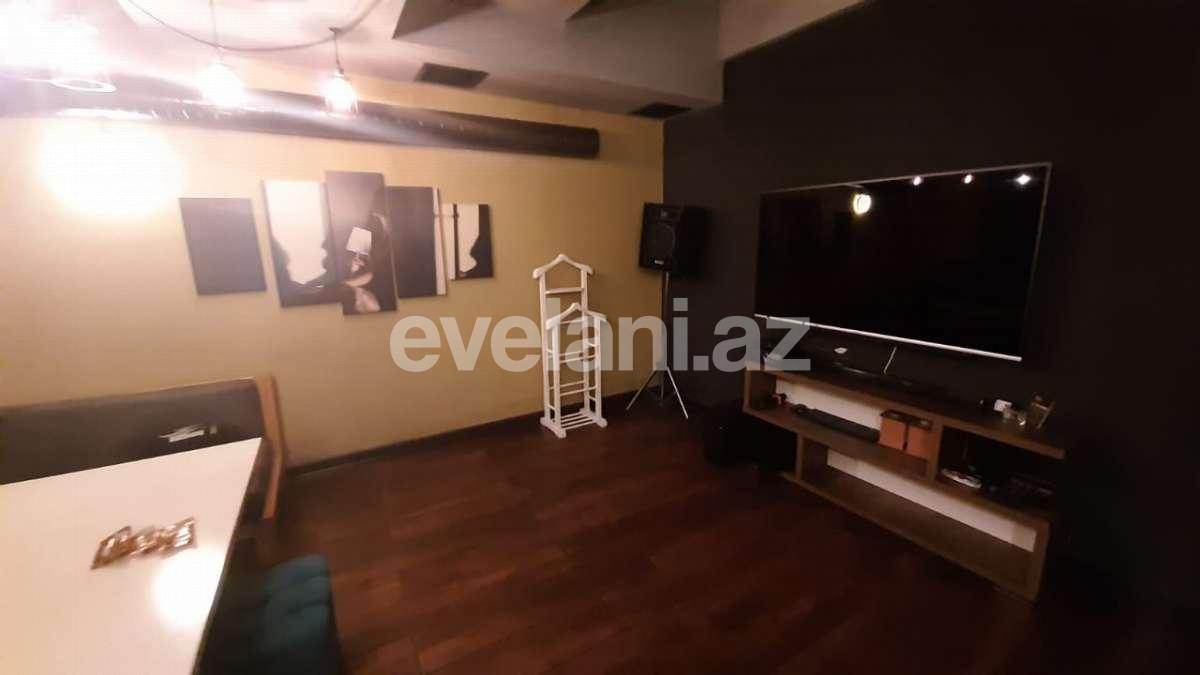 Satılır, obyekt, 300 m², Bakı, Binəqədi r, 8-ci mikrorayon q.