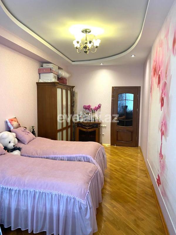 Sale, new building, 4 room, 160 m², Baku, Narimanov r.