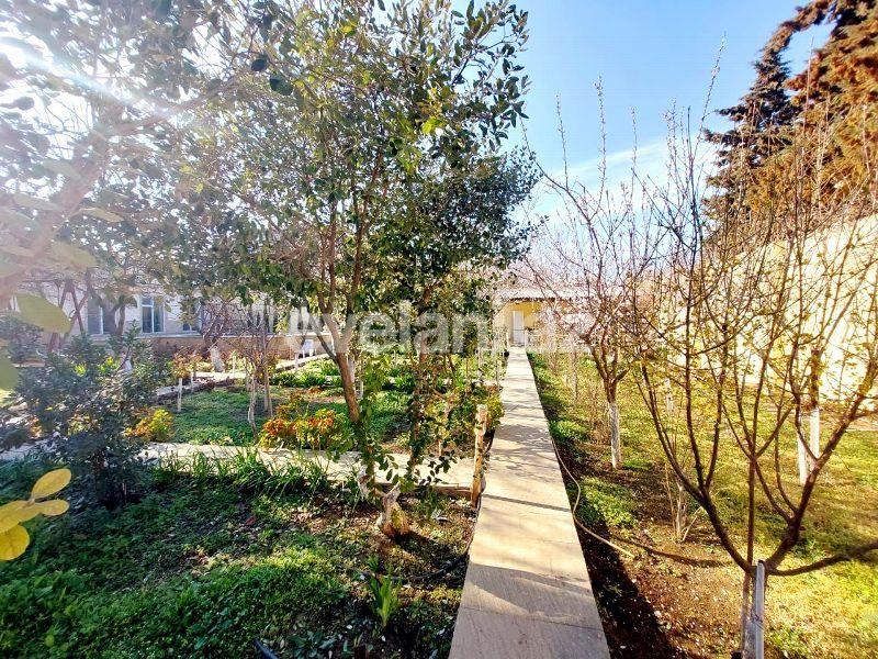 Satılır, həyət evi / bağ, 6 otaqlı, 257 m², Bakı, Xəzər r.
