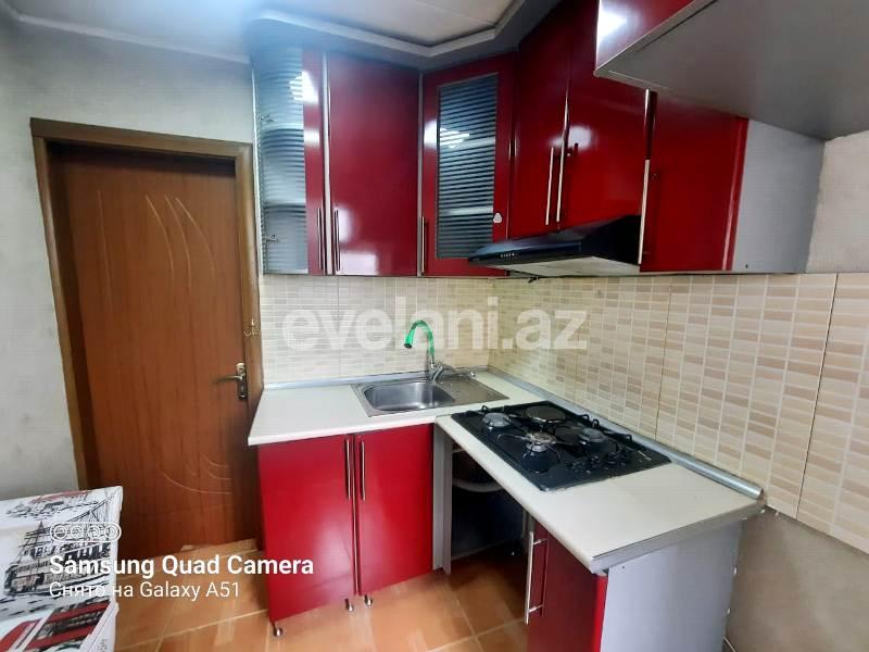 Satılır, köhnə tikili, 3 otaqlı, 70 m², Bakı, Yasamal r, Elmlər Akademiyası m.