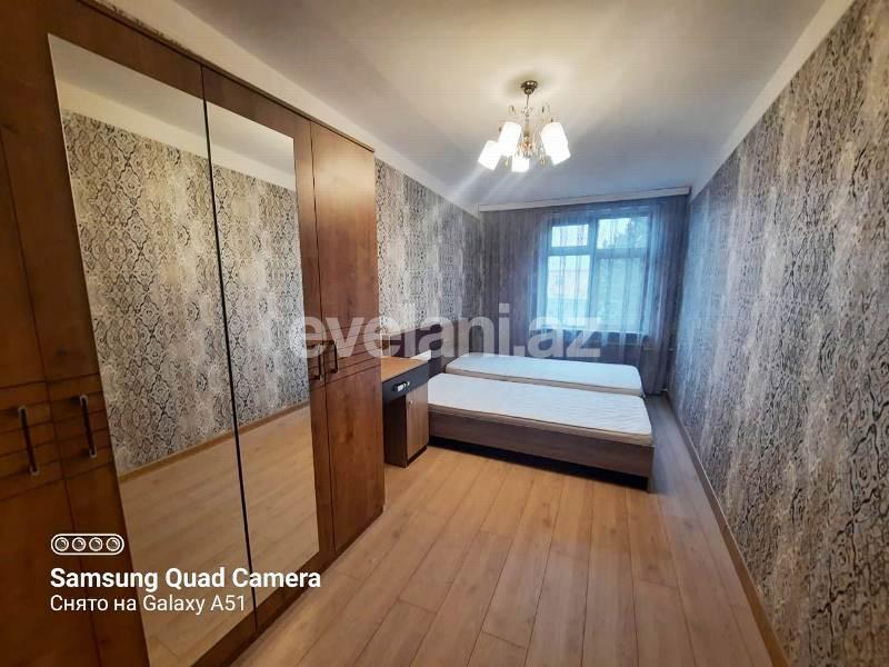 Satılır, köhnə tikili, 3 otaqlı, 70 m², Bakı, Yasamal r, Elmlər Akademiyası m.