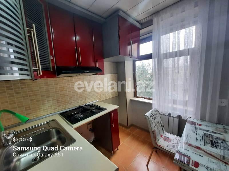 Satılır, köhnə tikili, 3 otaqlı, 70 m², Bakı, Yasamal r, Elmlər Akademiyası m.