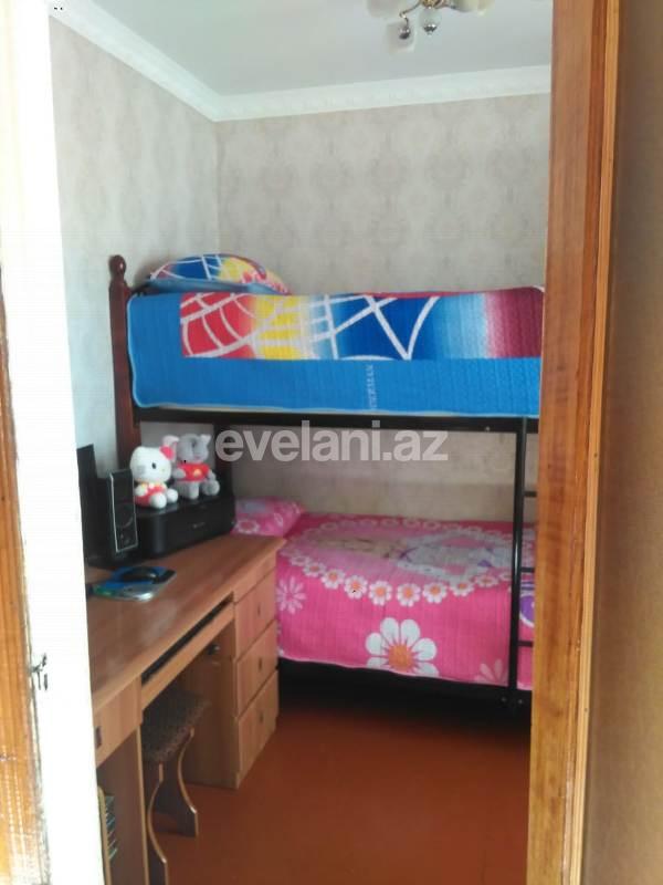 Satılır, köhnə tikili, 3 otaqlı, 78 m², Bakı, Yasamal r, Elmlər Akademiyası m.