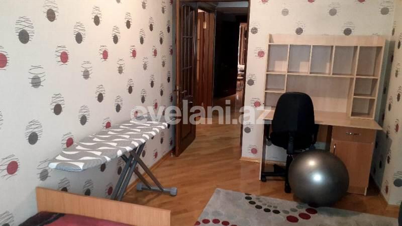 Sale, old building, 4 room, 100 m², Baku, Yasamal r.